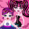 Today Draculaura is babysitting with her little sister. Draculaura has got lots of things to do: bathing, dressing up, feeding, playing with the baby, getting her to sleep... And the naughty little vampire is so impatient! Draculaura needs your help or the baby will cry!